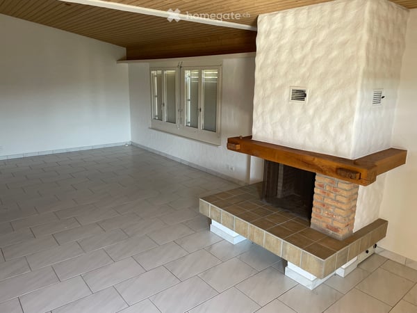 5.5 Zimmer Wohnung an ruhiger Lage mit privatem Aufzug 5