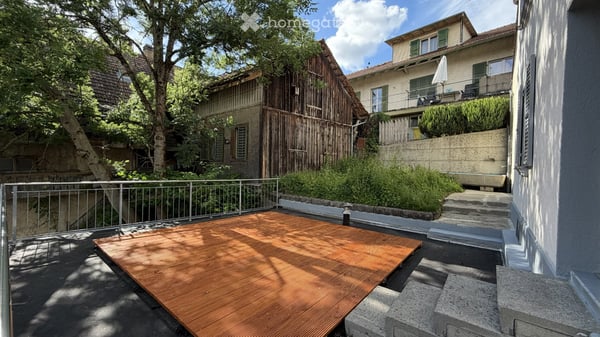 Sonnige Terrasse & Wiese und grosszügige 3.5 Zimmer Wohnung 5