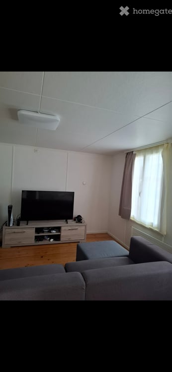 Schöne günstige 3.5 Zimmer Wohnung zu Vermieten 2