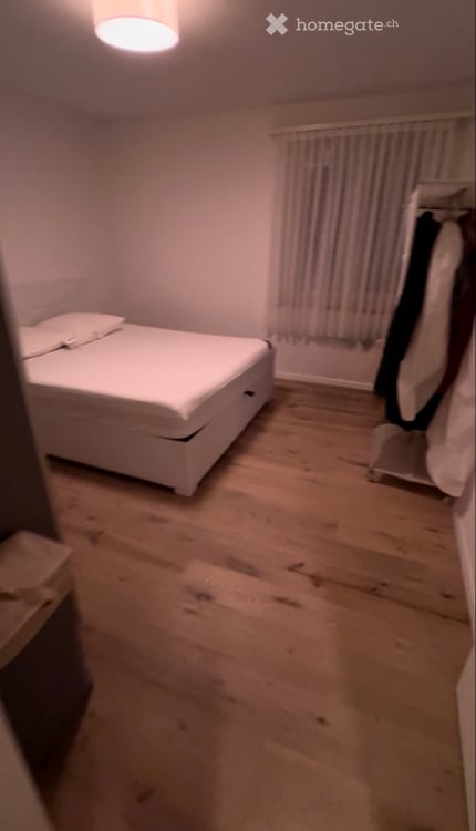 4-Zimmer-Wohnung per 1. August in Wettingen 5