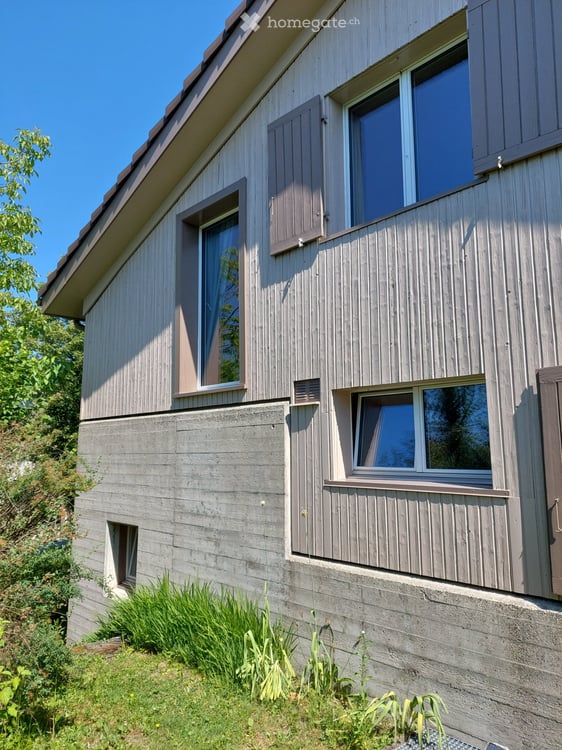 Freistehendes Einfamilienhaus mit Garage 3