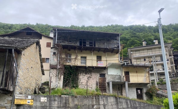 Vendo rustico da ristrutturare in Valle d'Antrona (Italia) 3