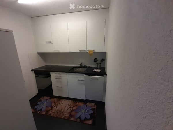 Cercasi subentrante /Nachmieter gesucht 4