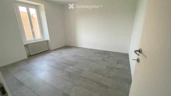 Luminoso appartamento 3.5 locali a Morbio Inferiore 3