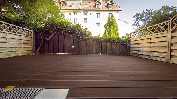 Frisch renoviertes 1.5-Zi Studio mit grosser Terrasse& Sauna 4