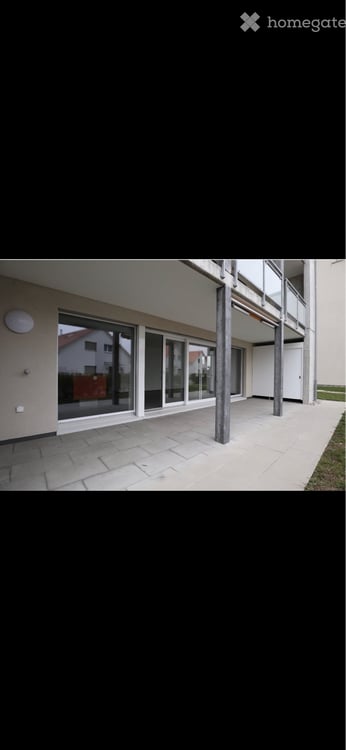 ** NACHMIETER GESUCHT 1. AUGUST** 1
