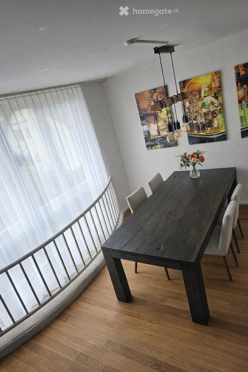 Nachmieter gesucht für grosszügige Familienwohnung 2