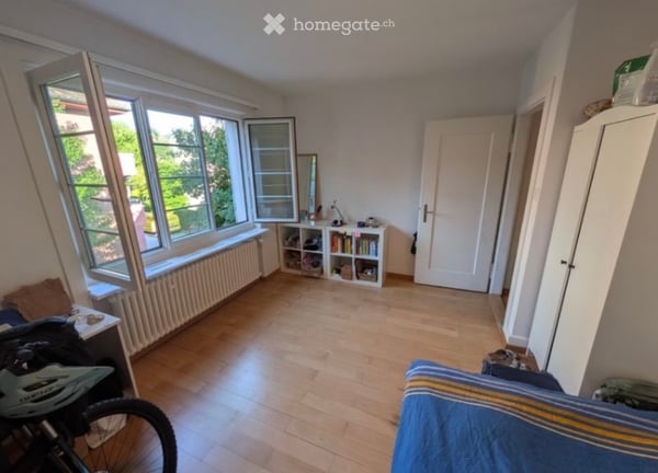 Helles, möbliertes Zimmer in Wipkingen ab 1.9. 1