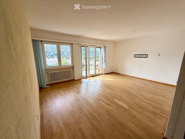 Caslano/Pura 4.5 locali con posto auto e vista lago 1