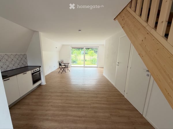 Charmantes Holzhaus im A Style im Jura 2