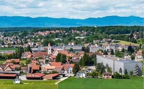 Charmantes Holzhaus im A Style im Jura 7