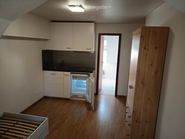 Wohnung zur Miete 5