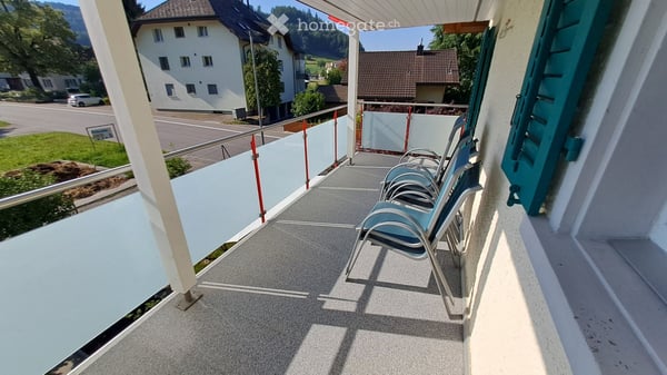 Neu renovierte Wohnung auf dem Land mit grosszügigem Balkon 10