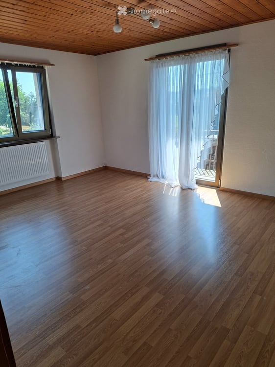 4 Zimmerwohnung mit Garten zu vermieten 4
