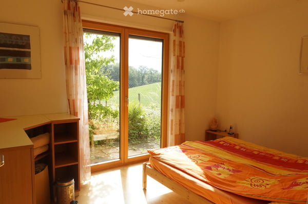 Lichtdurchflutete 3,5 Zimmer EG Wohnung 3