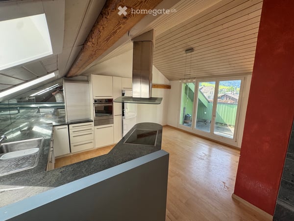 Grosszügiges 10.5-Zimmer-Haus mit Gewerberaum in Luchsingen 5