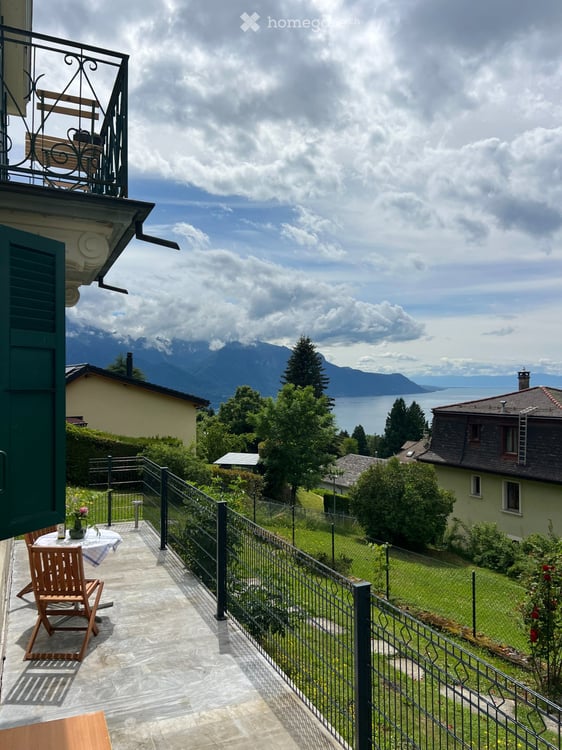 Appartement de 2.5 pièces avec vue sur le lac Léman à Glion 2