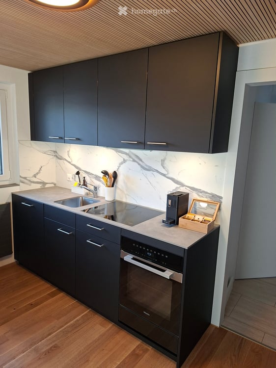 Möblierte 2.5-Zimmer-Wohnung mit Balkon in Thierachern/Thun 3