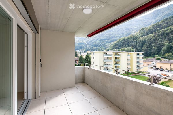 Luminoso appartamento 2.5 con balcone a Cadenazzo 3