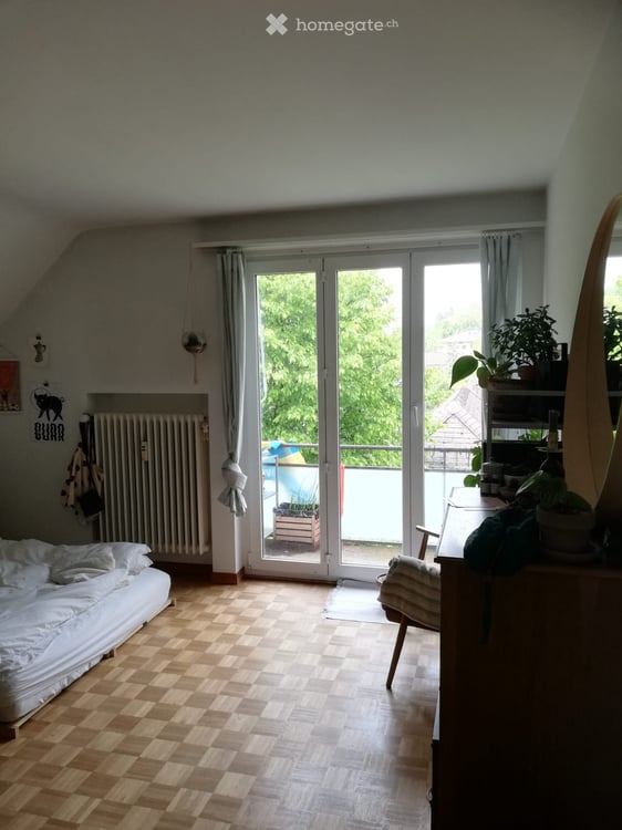 Schöne, ruhige 2.5 Zimmer-Dachwohnung mit Ausblick 5