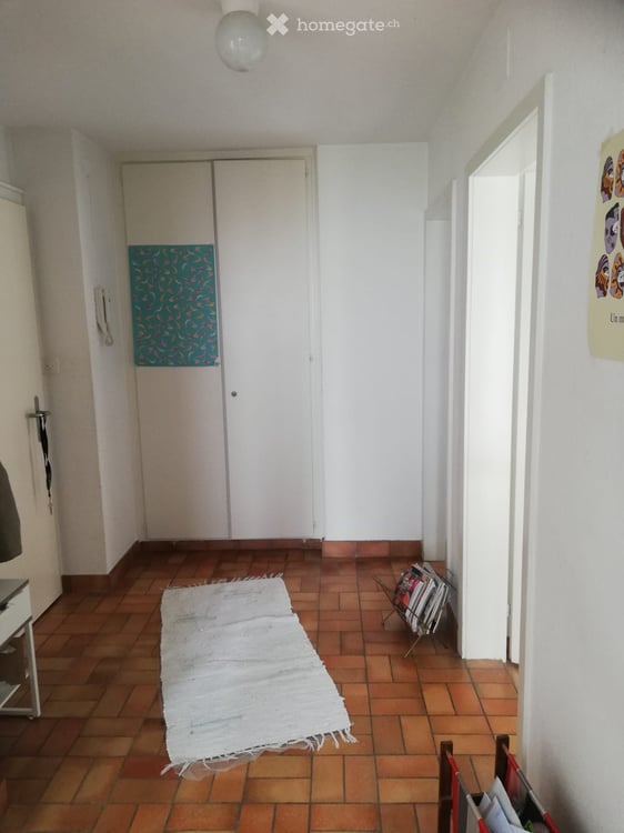 Schöne, ruhige 2.5 Zimmer-Dachwohnung mit Ausblick 9