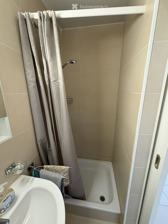 Affitasi studio di 1.5 locali a Friburgo - zona Pérolles 4
