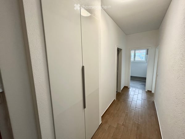 Cercasi subentrante 2.5 locali moderno a Chiasso 3