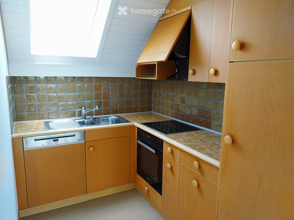 Tolle Dachwohnung in Niederuster ab 1. Oktober 2026 2