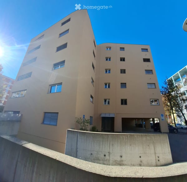 Vendita in Via Monte Boglia,16 Pratico appartamento 2