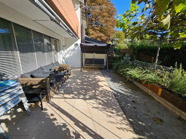 6 Zimmer Doppeleinfamilienhaus mit grossem Grundstück 3