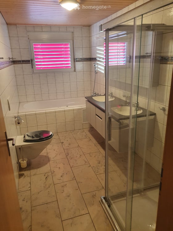 Möbliertes Zimmer in Monatsmiete alles inkl. 4