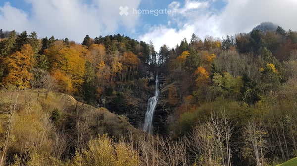 Zimmer mit Sicht zum Wasserfall 3