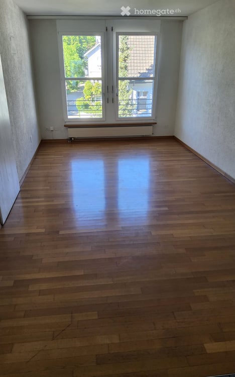 2 Zimmer Wohnung in Zürich Höngg 5