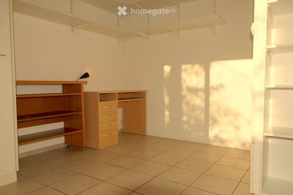 Lichtdurchflutete 3,5 Zimmer EG Wohnung 4
