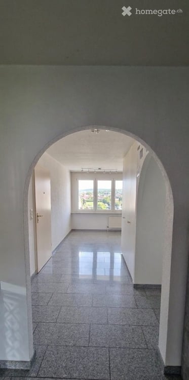 Ich suche einen Nachmieter für eine 3.5-Zimmer-Wohnung  . 5