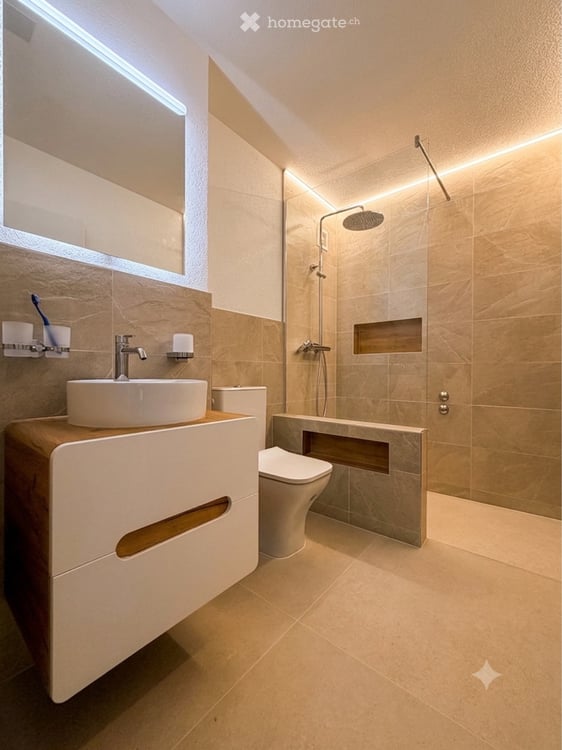 3.5-Zimmer-Wohnung, frisch saniert, mit Cheminée 6