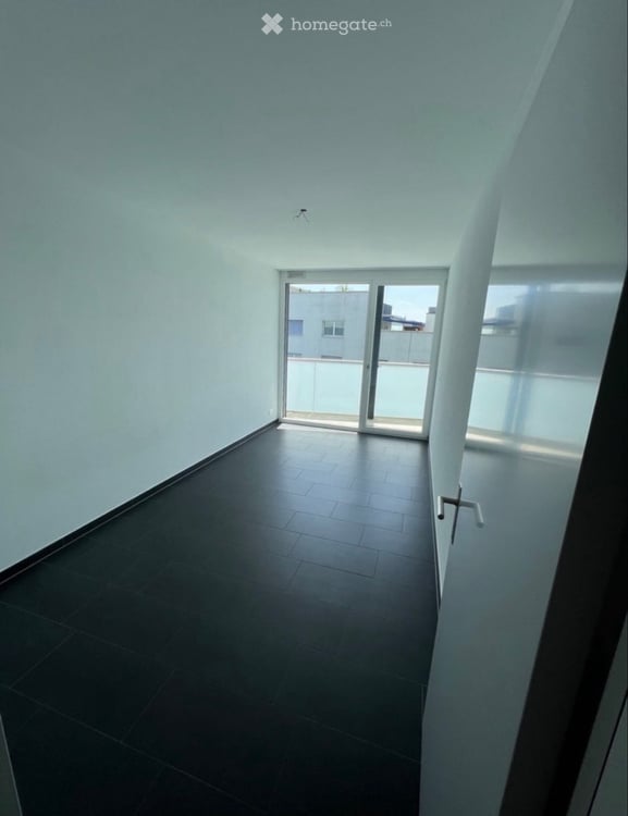 Helle 4.5-Zimmer-Wohnung mit Balkon und Aussicht in Buchs AG 4