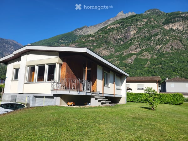 Casa unifamigliare + terreno annesso 3