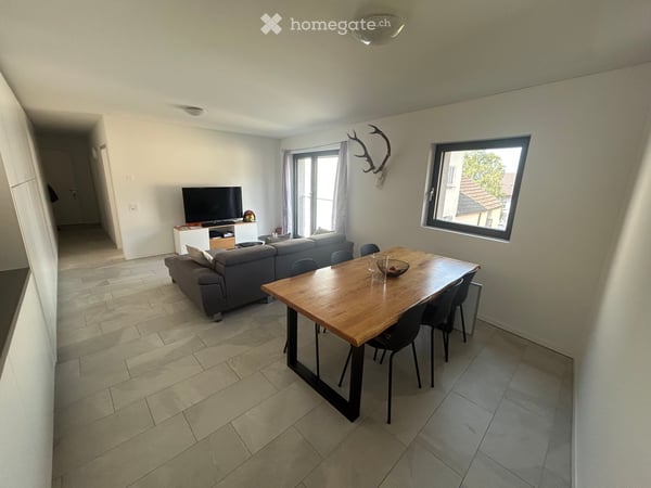 Moderno 2.5 locali a Bellinzona  Cercasi subentrante 3