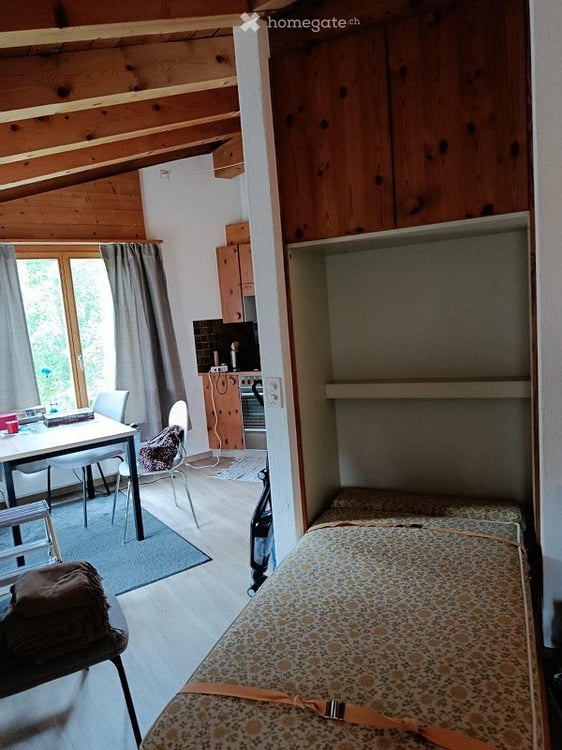 2,5 Zi- Dachwohnung mit Balkon & Traumblick! 3