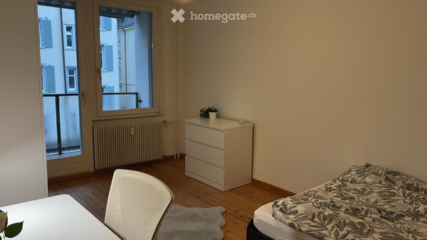Helles möbliertes Zimmer in 4-er WG in St. Gallen -all incl 3