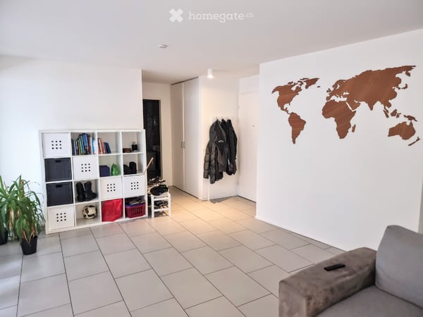 3.5 zimmer Wohnung mit 2 Badzimmern und Balkon 3
