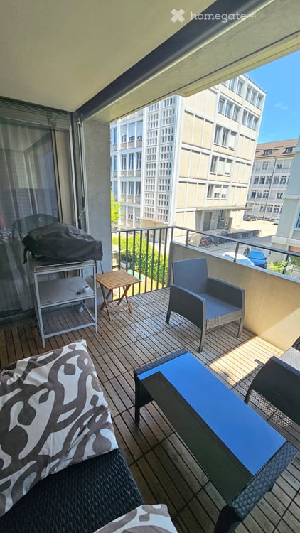 3.5 zimmer Wohnung mit 2 Badzimmern und Balkon 4
