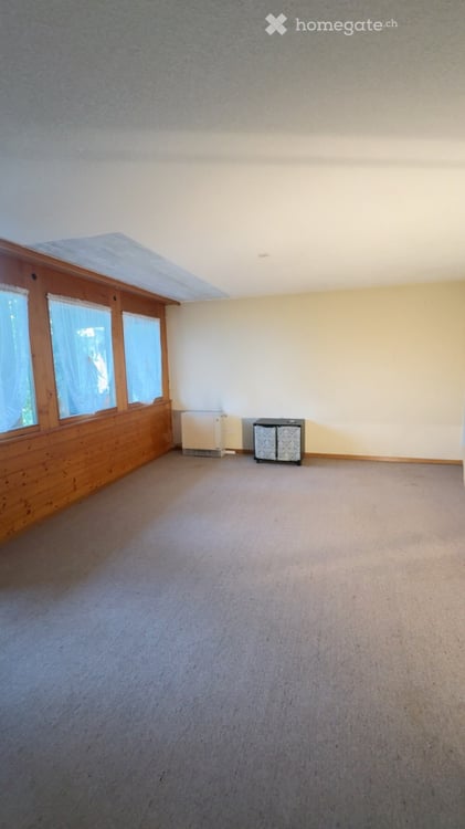 Im Auftrag steht zum Verkaufen 4,5 Zimmer Ferienwohnung 5