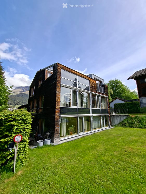 4.5 Zimmerwohnung, an sehr ruhiger Lage in Flims Waldhaus 4