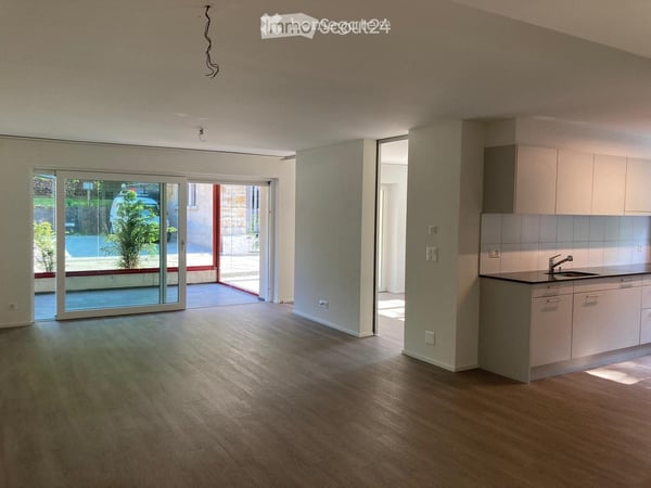 Wohntraum mitten im Dorf, 3.5 Zimmerwohnung im EG