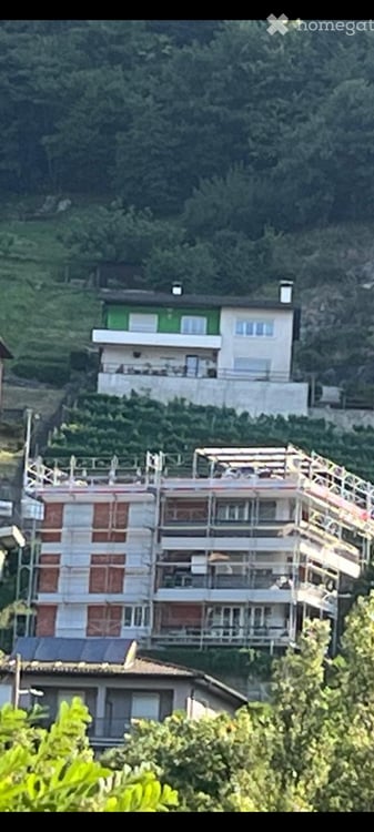 STABILE A REDDITO DI 3 APPART. ZONA RESIDENZIALE 5