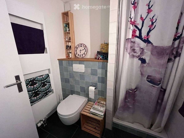 5.5-Zimmer-Wohnung nahe Biel: Balkon, Pool & Spielwiese 4