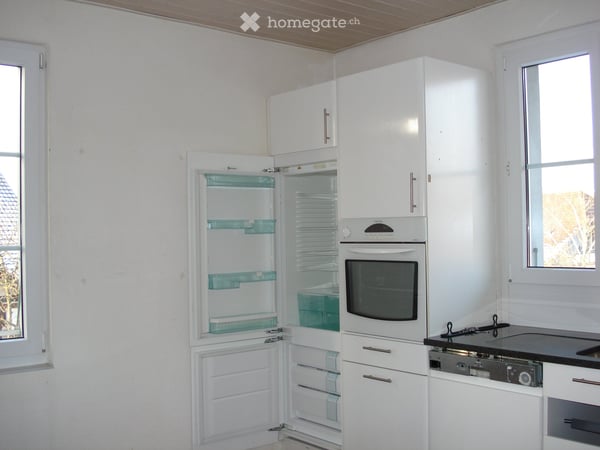 günstige 3.5 Zimmer Wohnung an zentraler Lage in Lyss 4