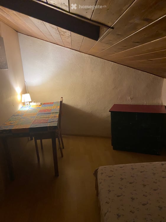 Camera Zimmer Room 5
